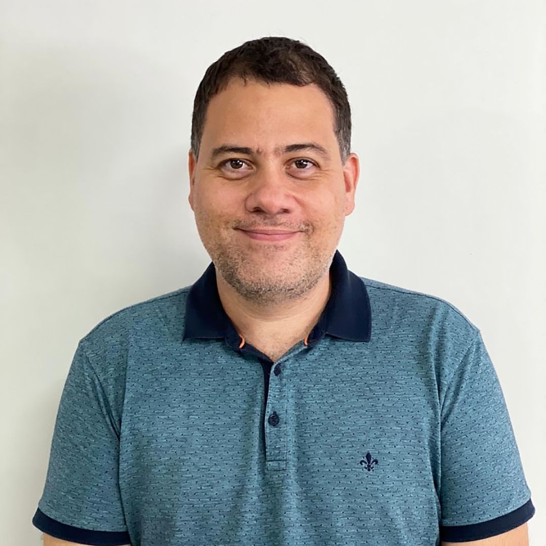 Méd. Vet. Márcio de Queiroz Arantes CRMV-ES nº 650 Conselheiro Suplente